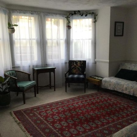 Garden Flat 1 Bed & Breakfast Llandudno Luaran gambar
