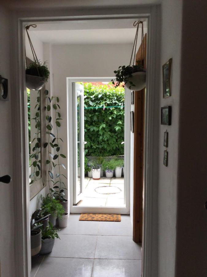 Garden Flat 1 Bed & Breakfast Llandudno Luaran gambar